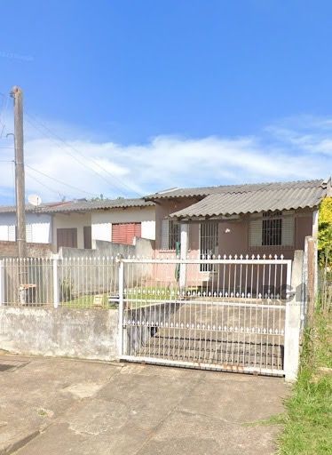 Casa à venda com 2 quartos, 51m² - Foto 2