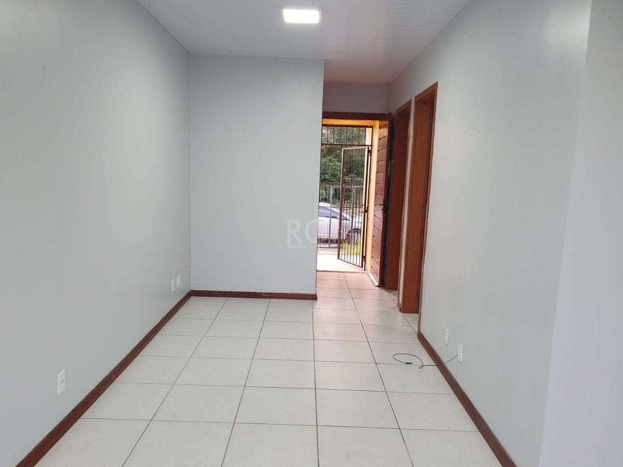 Casa à venda com 2 quartos, 40m² - Foto 7