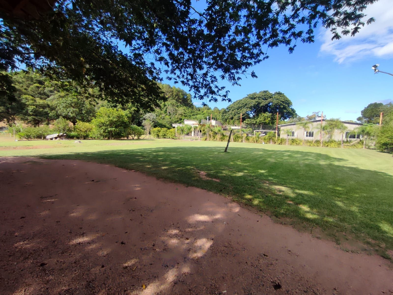 Sítio à venda com 3 quartos, 213m² - Foto 30