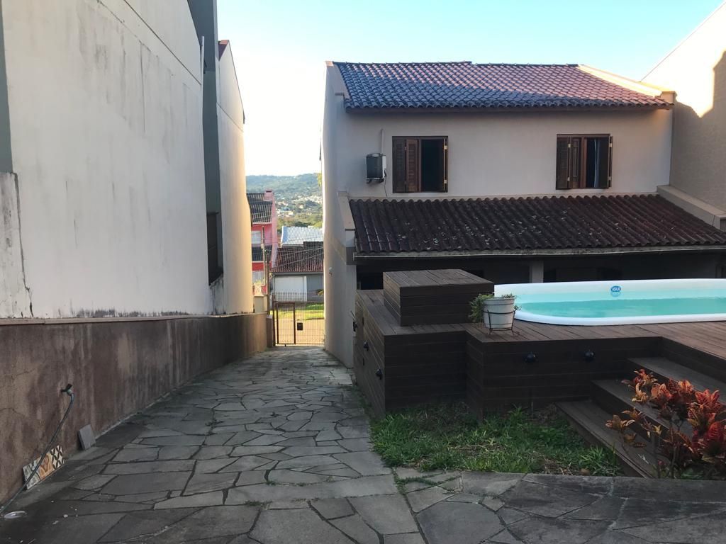 Casa à venda com 3 quartos, 300m² - Foto 16