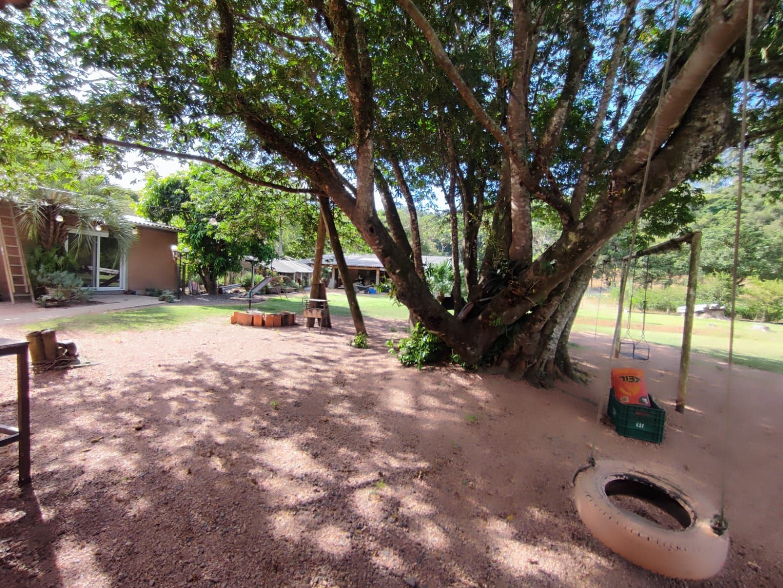 Sítio à venda com 3 quartos, 213m² - Foto 29