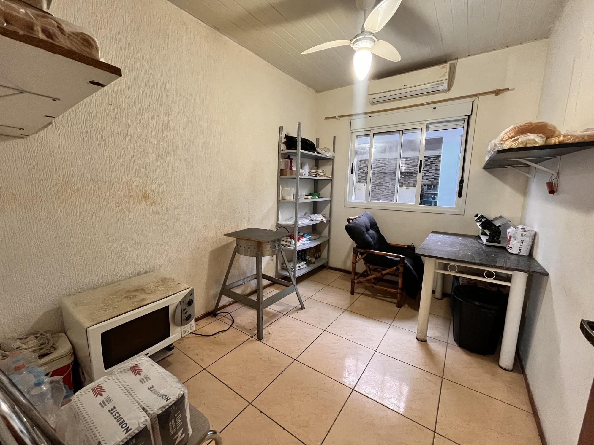 Casa à venda com 3 quartos, 52m² - Foto 9