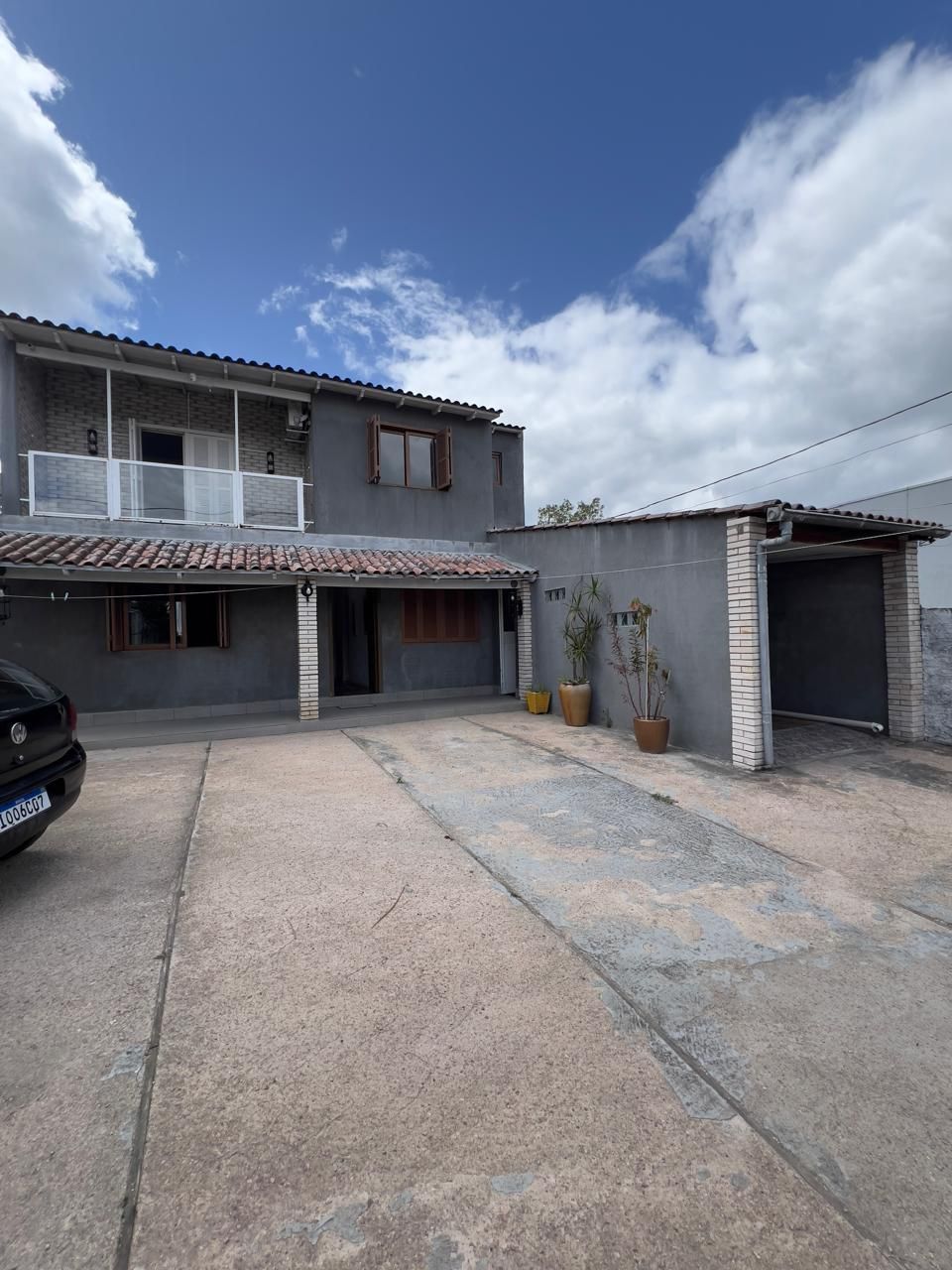 Ampla casa no Bairro Restinga 4 Dormitórios sendo um suíte