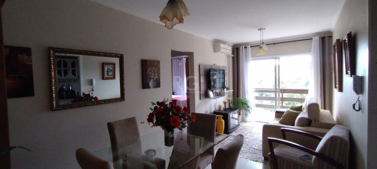 Apartamento à venda com 2 quartos, 61m², 1 vaga, Rua Capitão Arisoly Vargas no bairro Glória em Porto Alegre