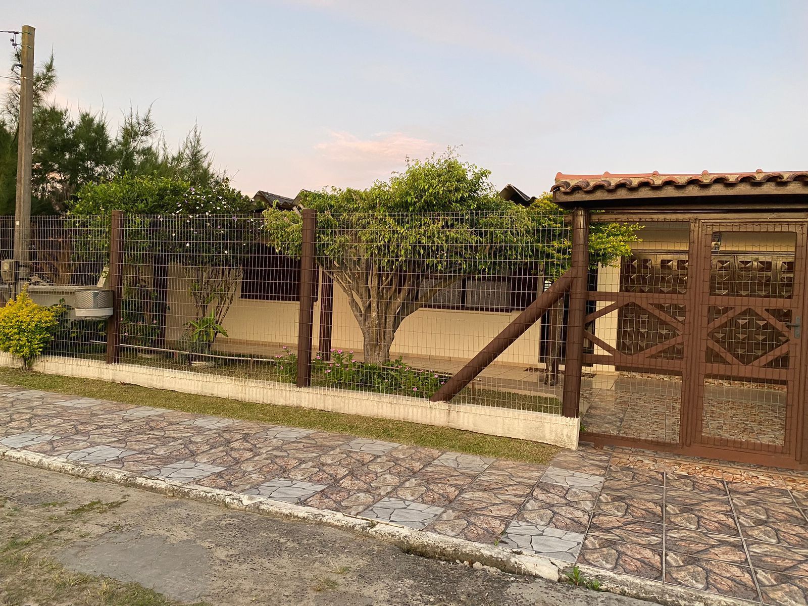 Casa em Cidreira com 4 dormitorios
