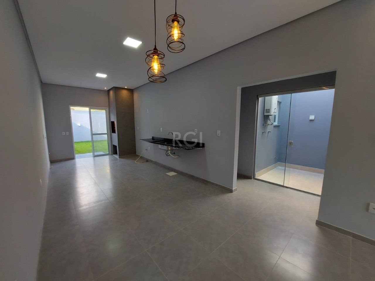 Casa à venda com 2 quartos, 84m² - Foto 13