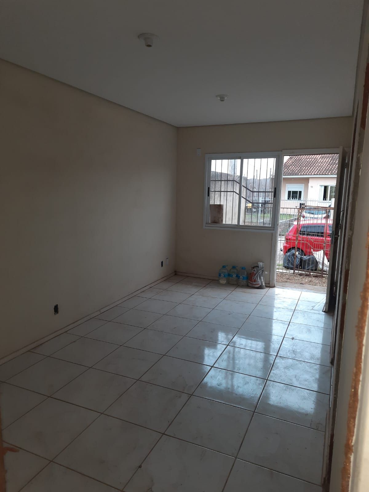 Casa com 2 dormitórios em Cachoeirinha