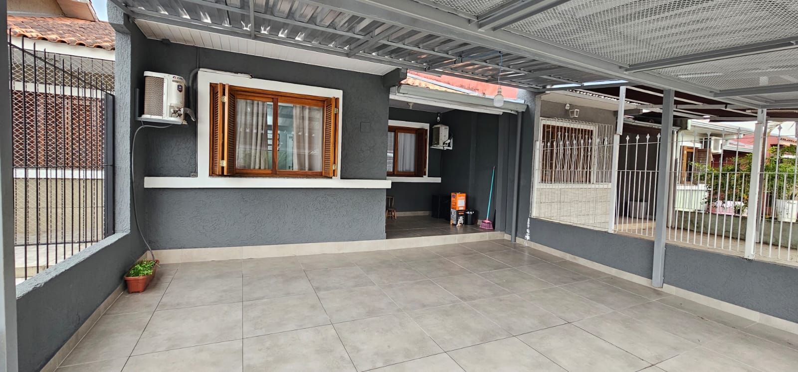 Casa Térrea 3 dormitórios Bairro Hípica