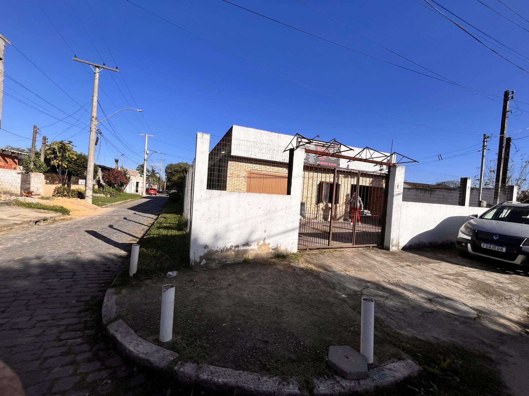 Casa à venda com 3 quartos, 143m² - Foto 4