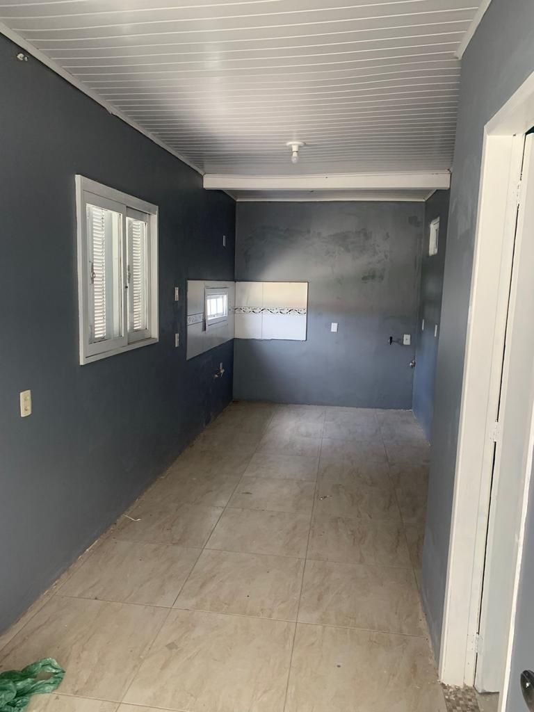 Casa à venda com 2 quartos, 48m² - Foto 5