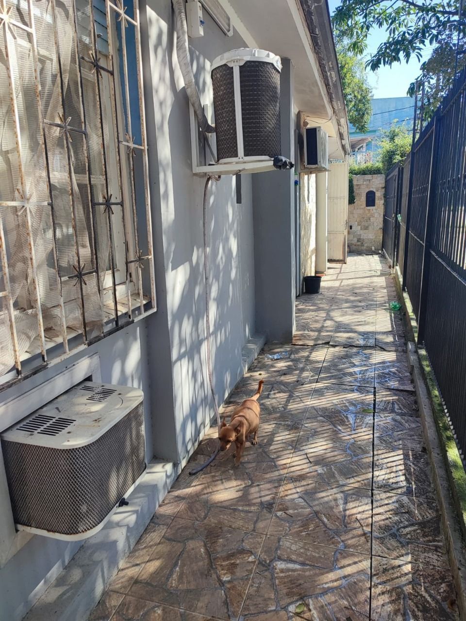 Casa à venda com 3 quartos, 70m² - Foto 8