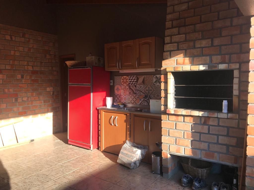 Casa à venda com 3 quartos, 300m² - Foto 23