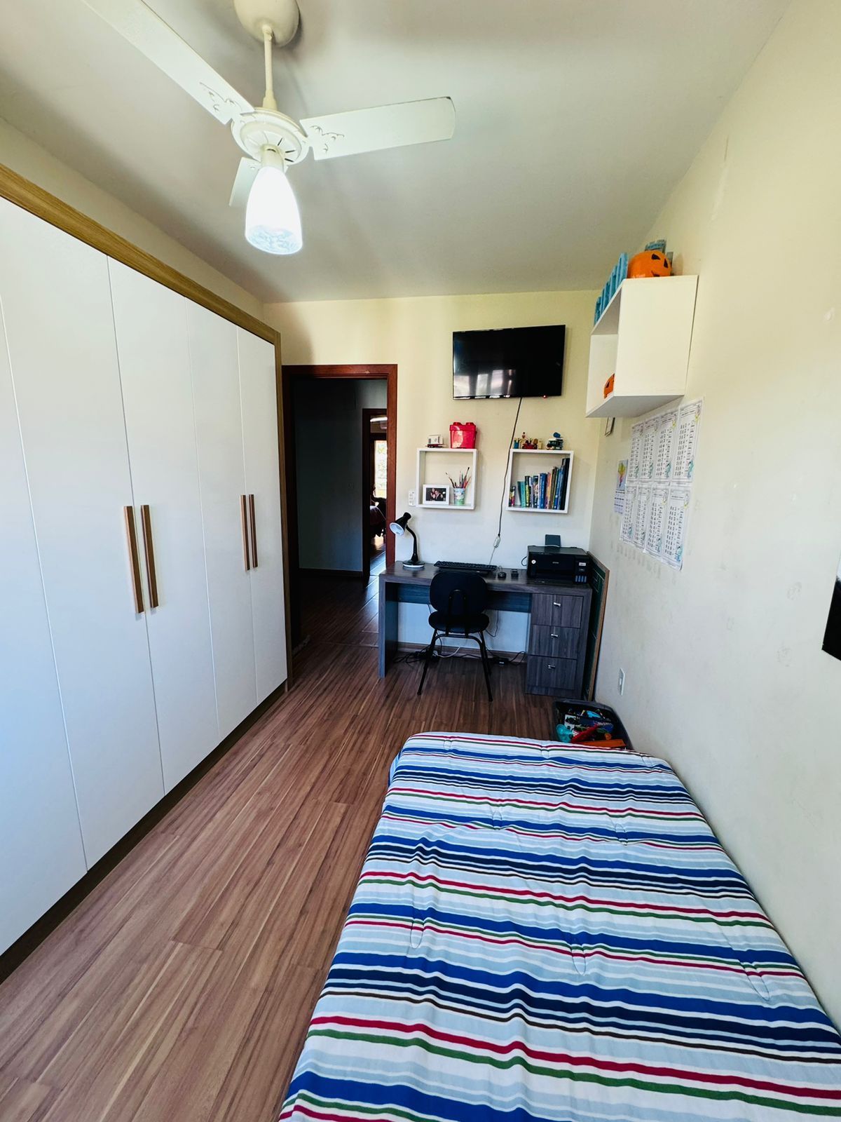 Casa à venda com 3 quartos, 149m² - Foto 3