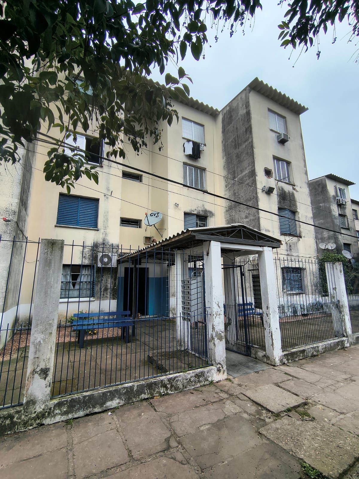 Apartamento à venda com 2 quartos, 46m² - Foto 2