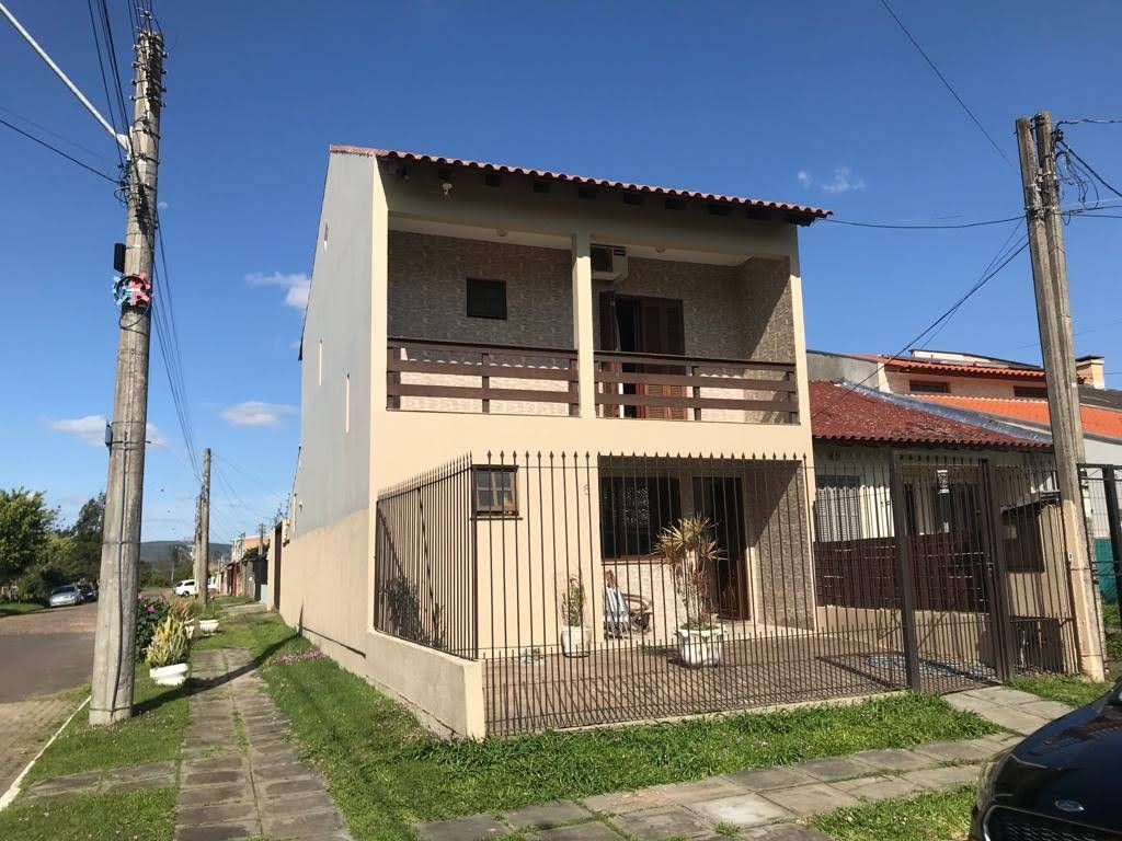 Sobrado semi mobiliado de 3 dormitorios sendo uma suite no bairro Hipica