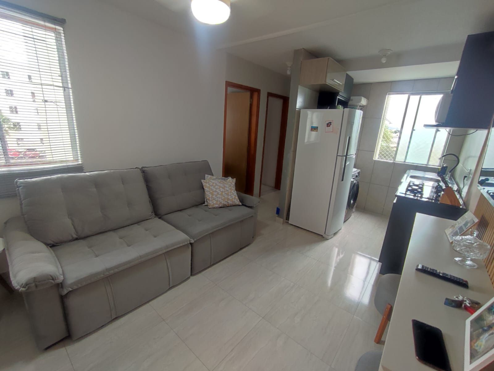 Apartamento à venda com 2 quartos, 38m² - Foto 3
