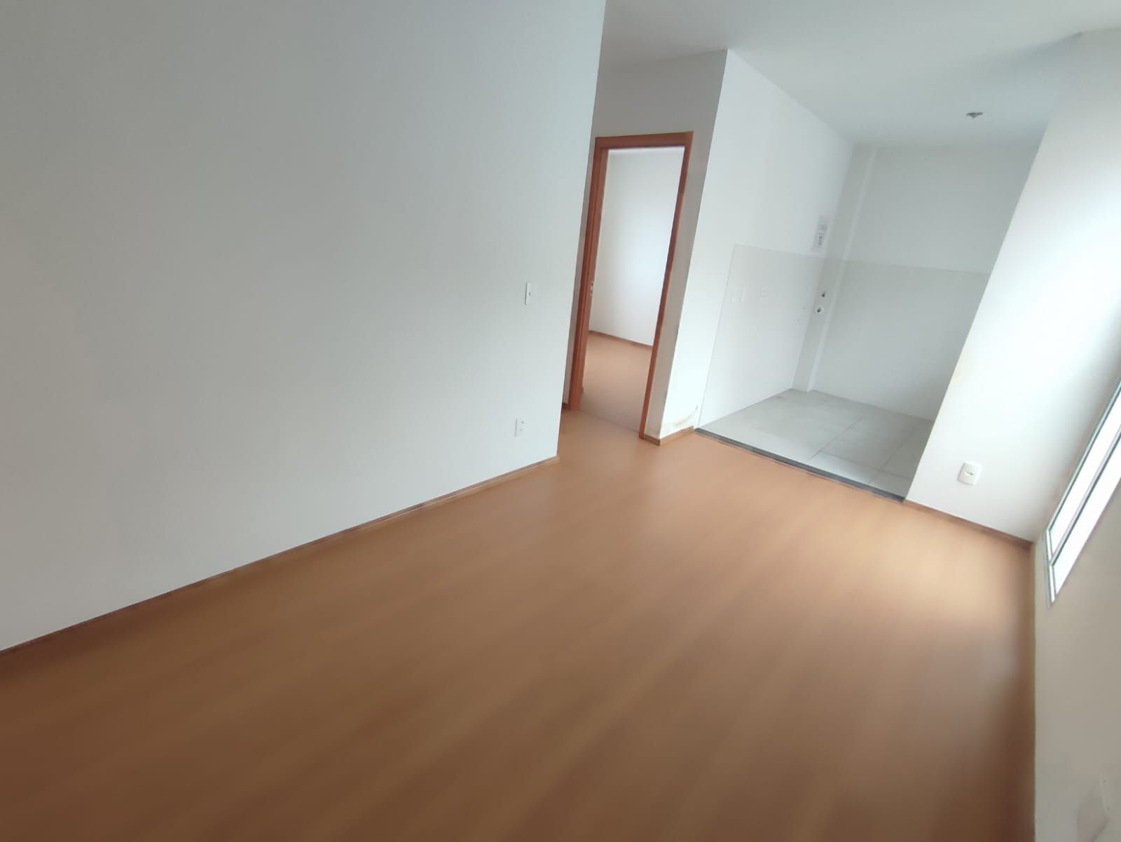 Apartamento à venda com 40m², 2 quartos, 1 vaga no bairro Restinga em Porto Alegre