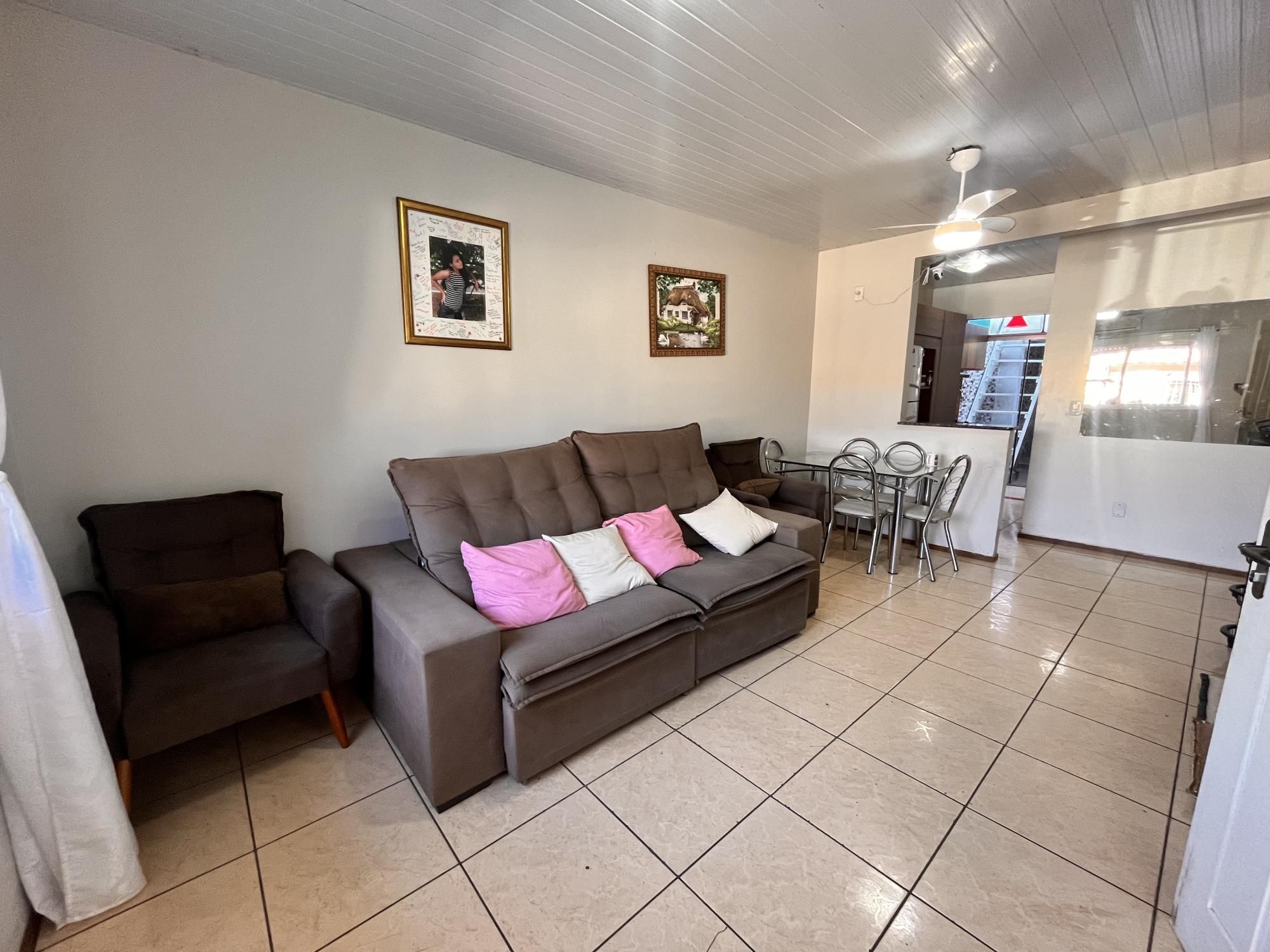 Casa à venda com 3 quartos, 52m² - Foto 6