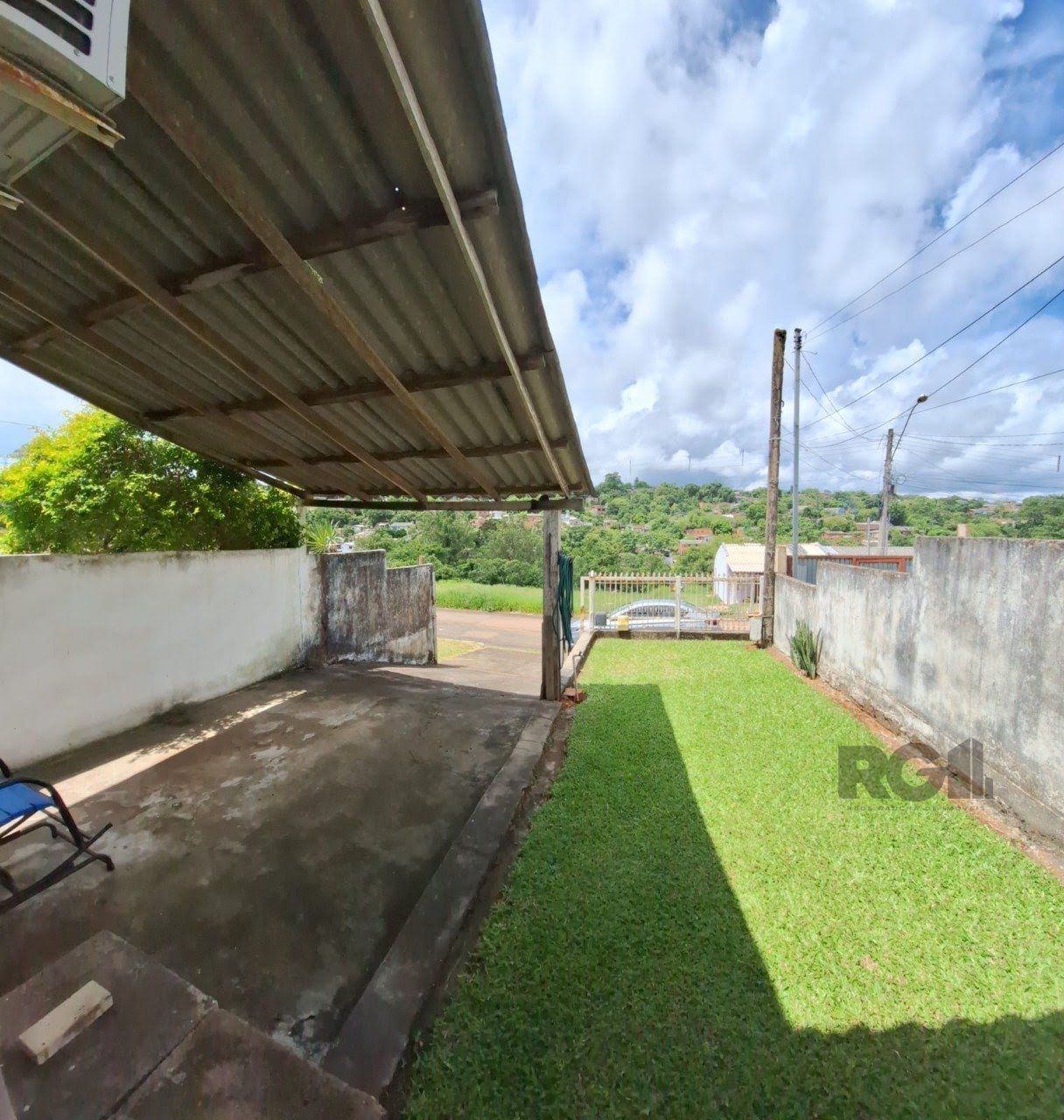 Casa à venda com 2 quartos, 51m² - Foto 3