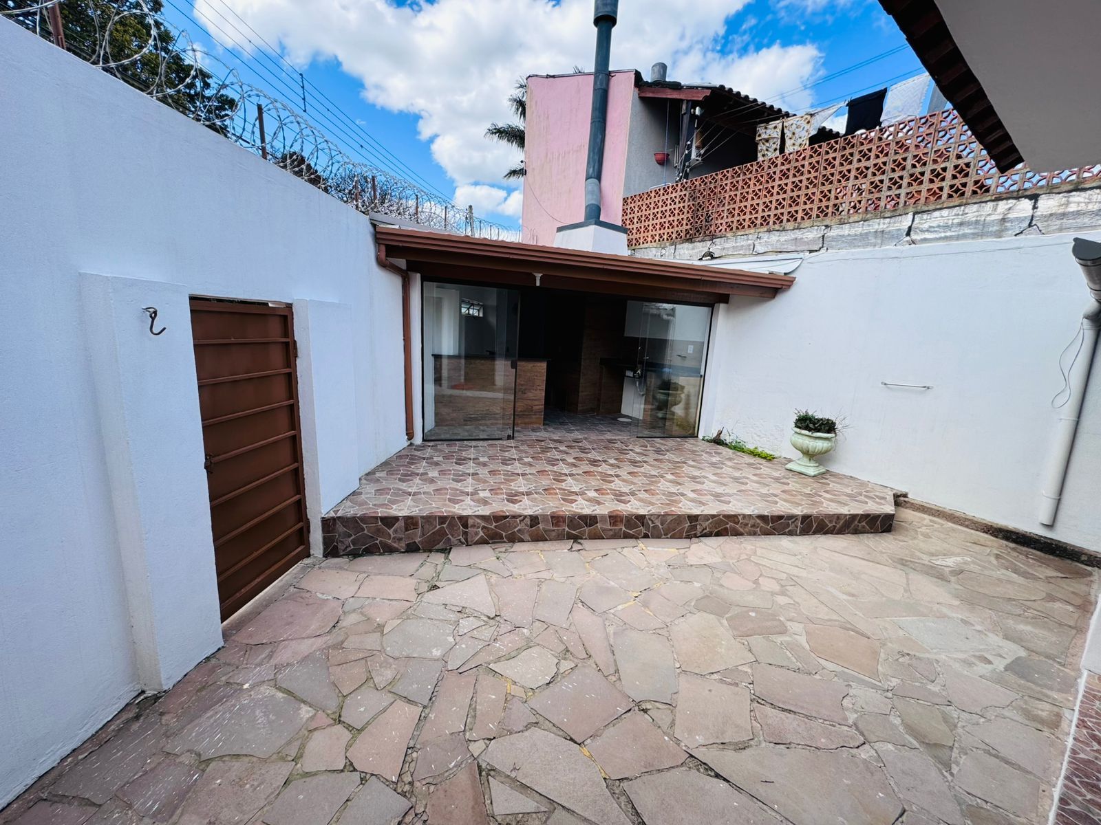 Casa à venda com 3 quartos, 140m² - Foto 14