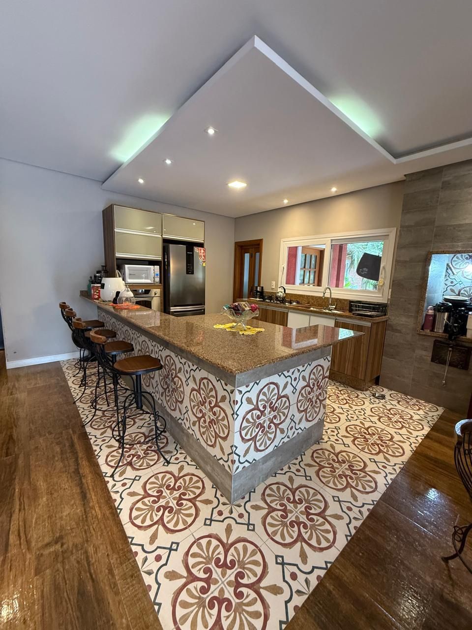 Sítio à venda com 3 quartos, 212m² - Foto 11