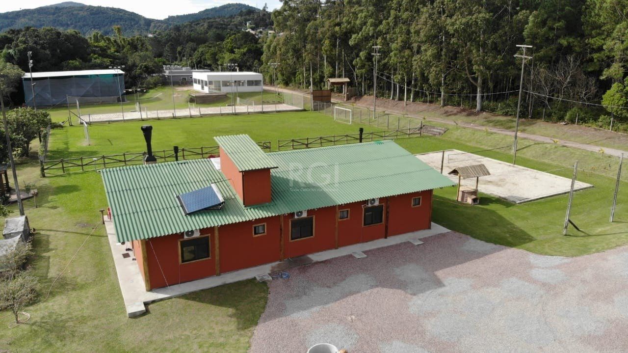Casa à venda com 3 quartos, 371m² - Foto 32