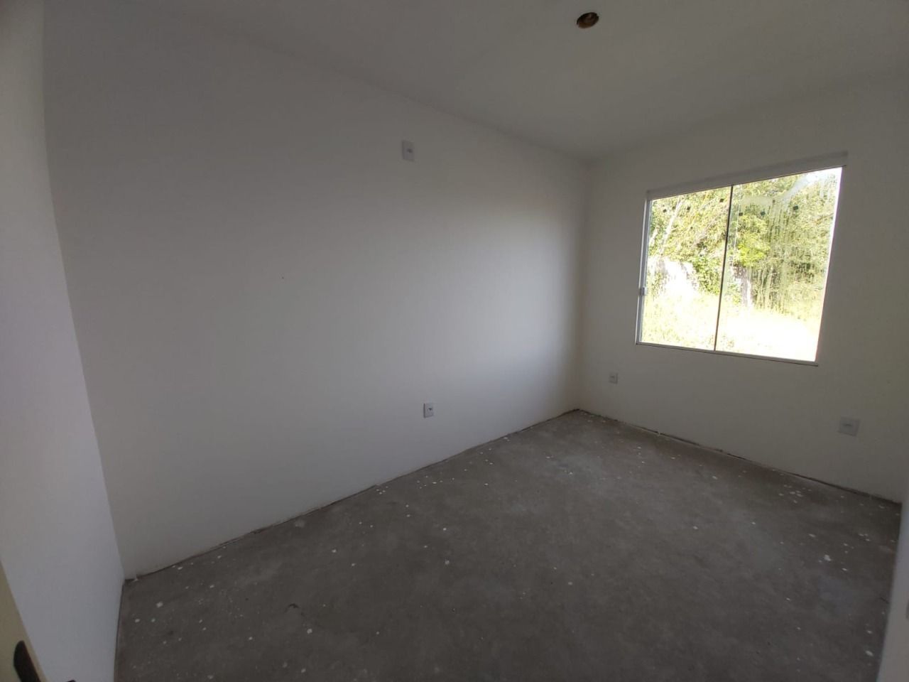 Casa à venda com 3 quartos, 82m² - Foto 11