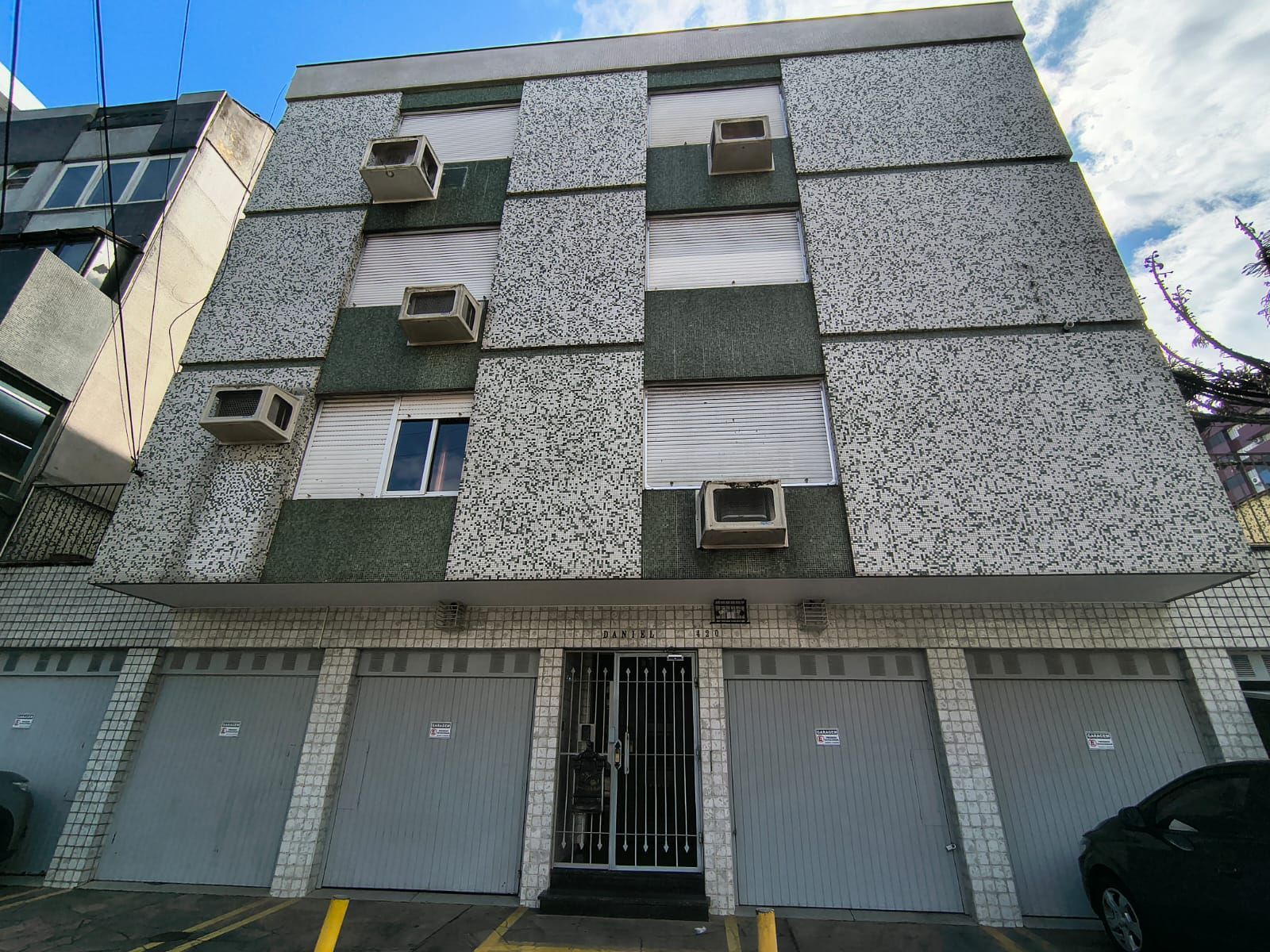 Apartamento de um dormitório no Menino Deus