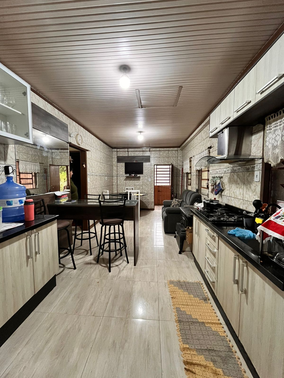 Casa à venda com 3 quartos, 60m² - Foto 11
