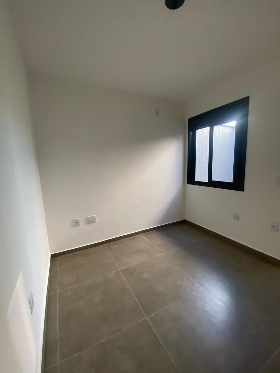 Casa à venda com 3 quartos, 77m² - Foto 7