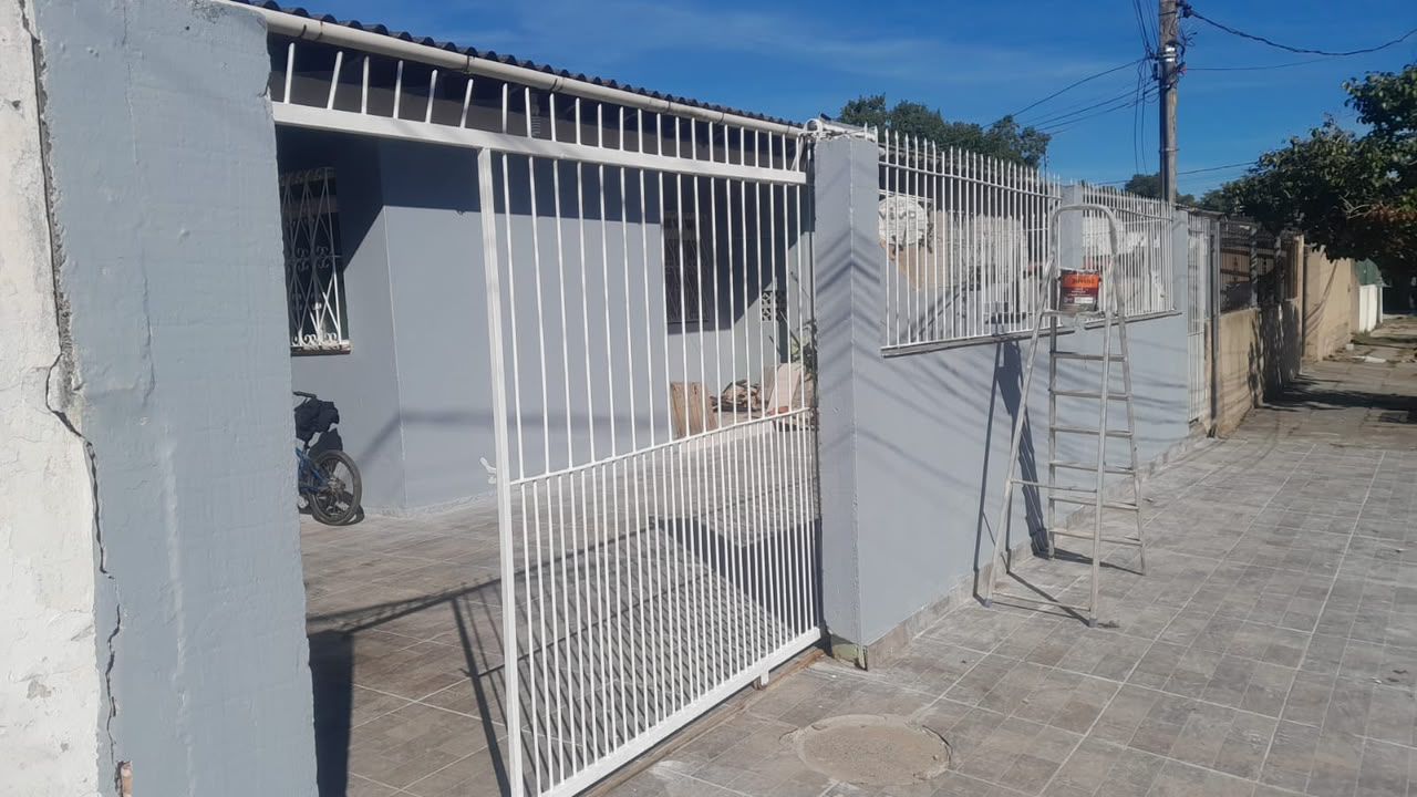 Casa no bairro restinga 2 dormitórios e 2 vagas de garagem