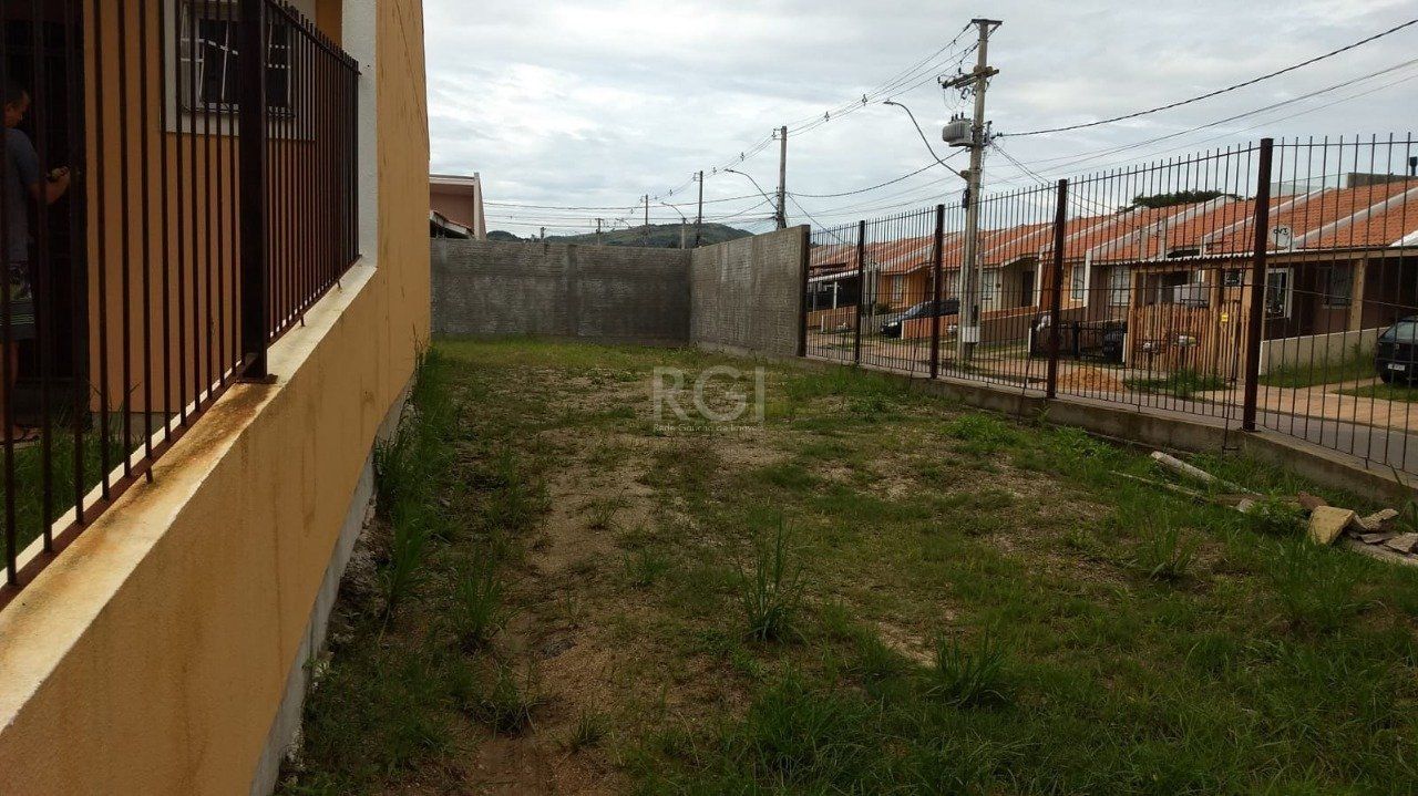 Casa à venda com 2 quartos, 40m² - Foto 20