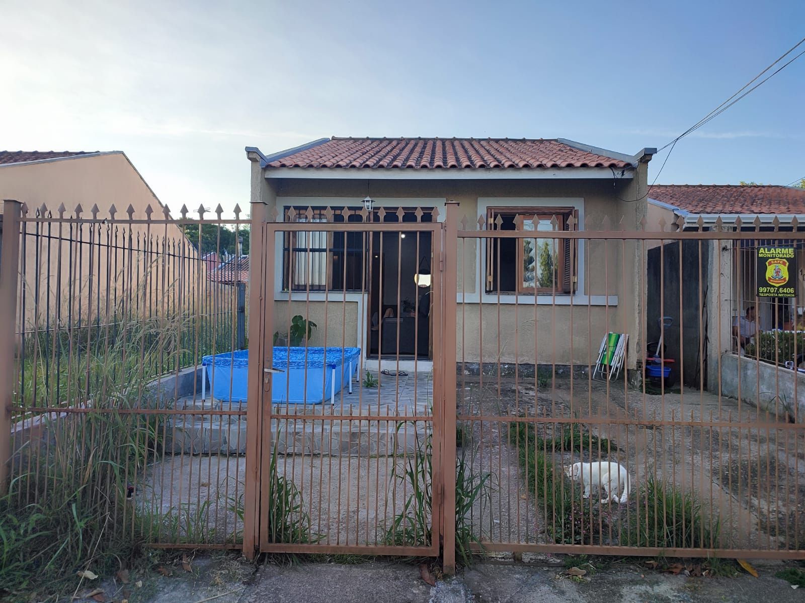 Casa à venda com 2 quartos, 90m² - Foto 1