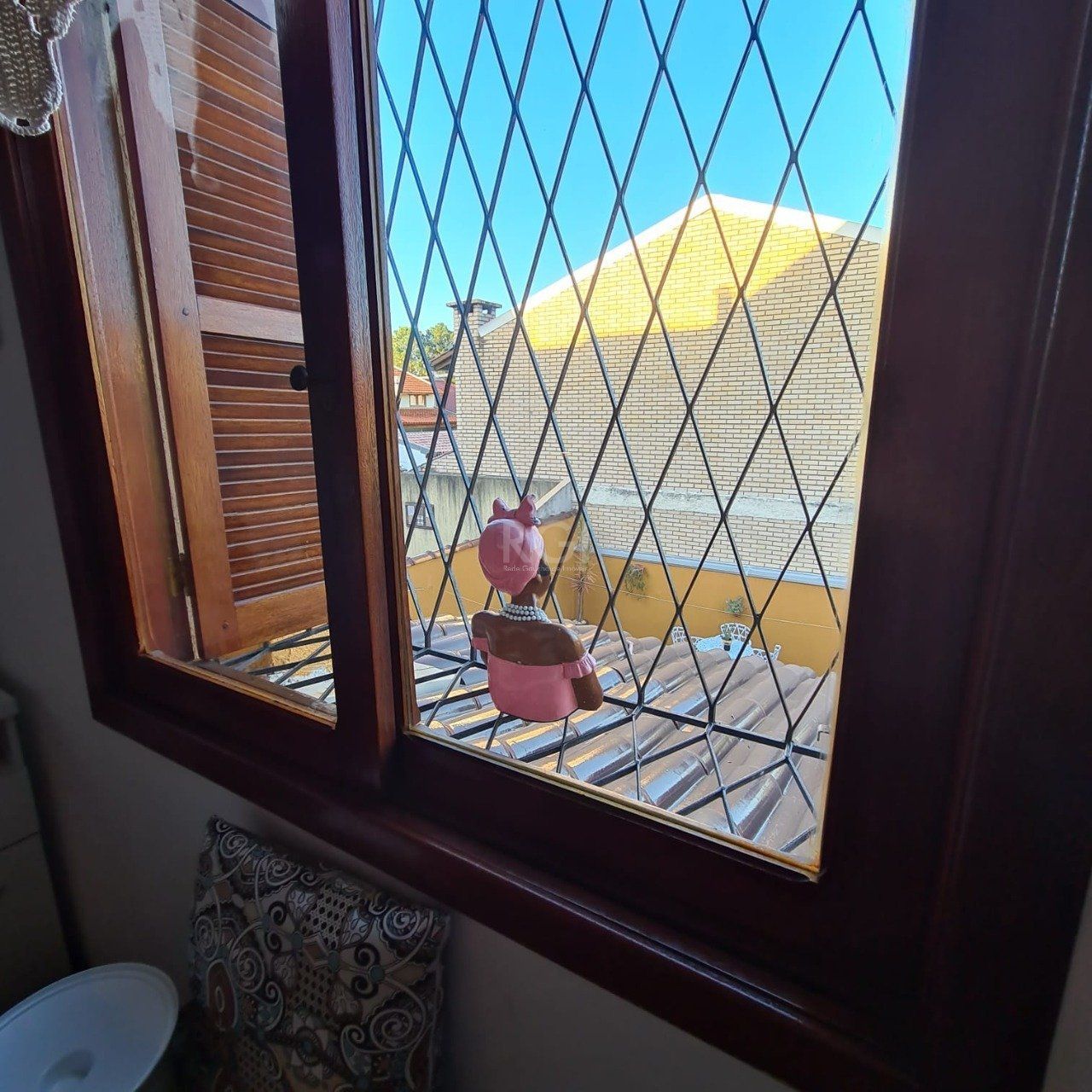 Casa à venda com 4 quartos, 125m² - Foto 4