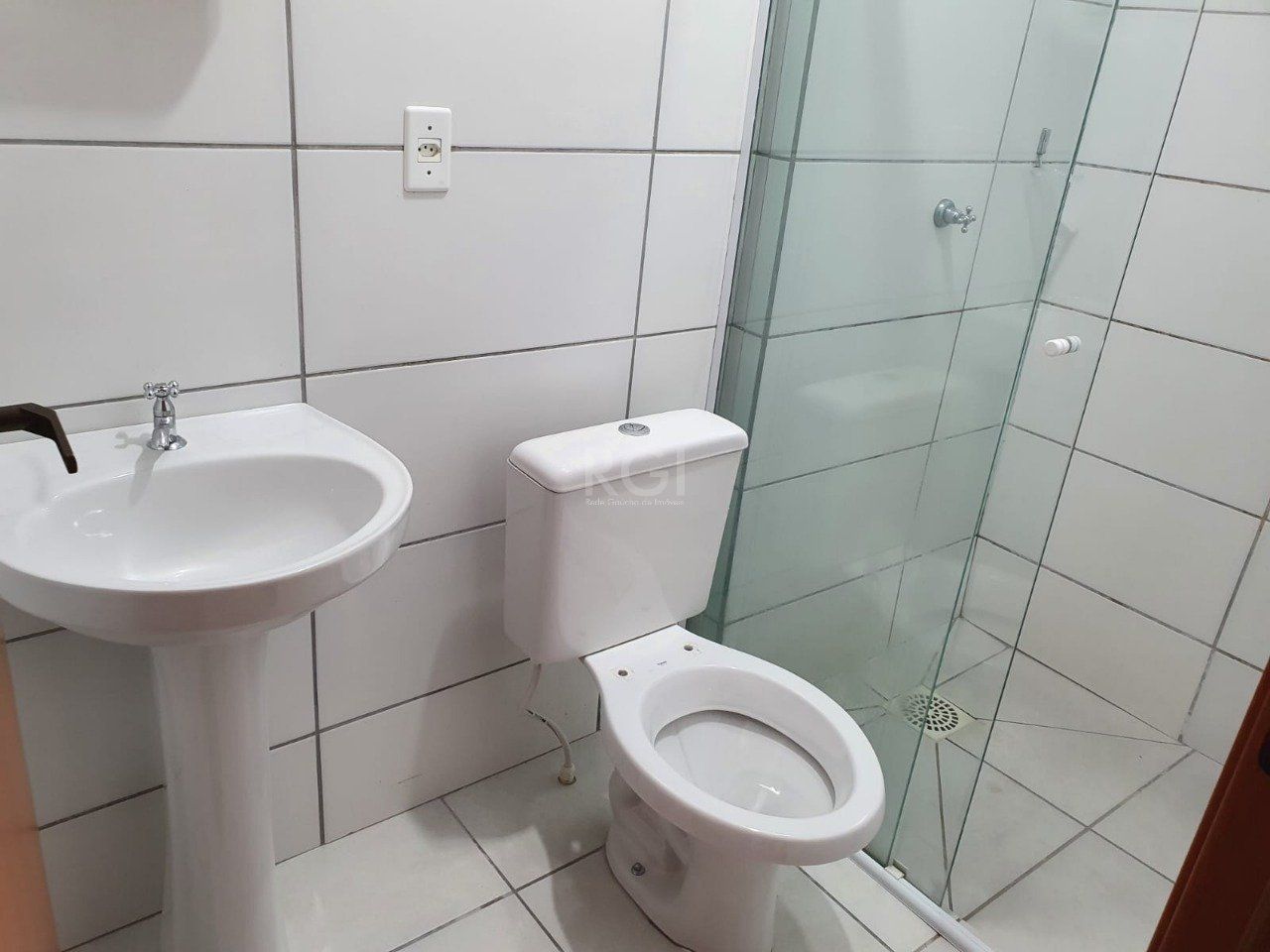 Casa à venda com 2 quartos, 40m² - Foto 15