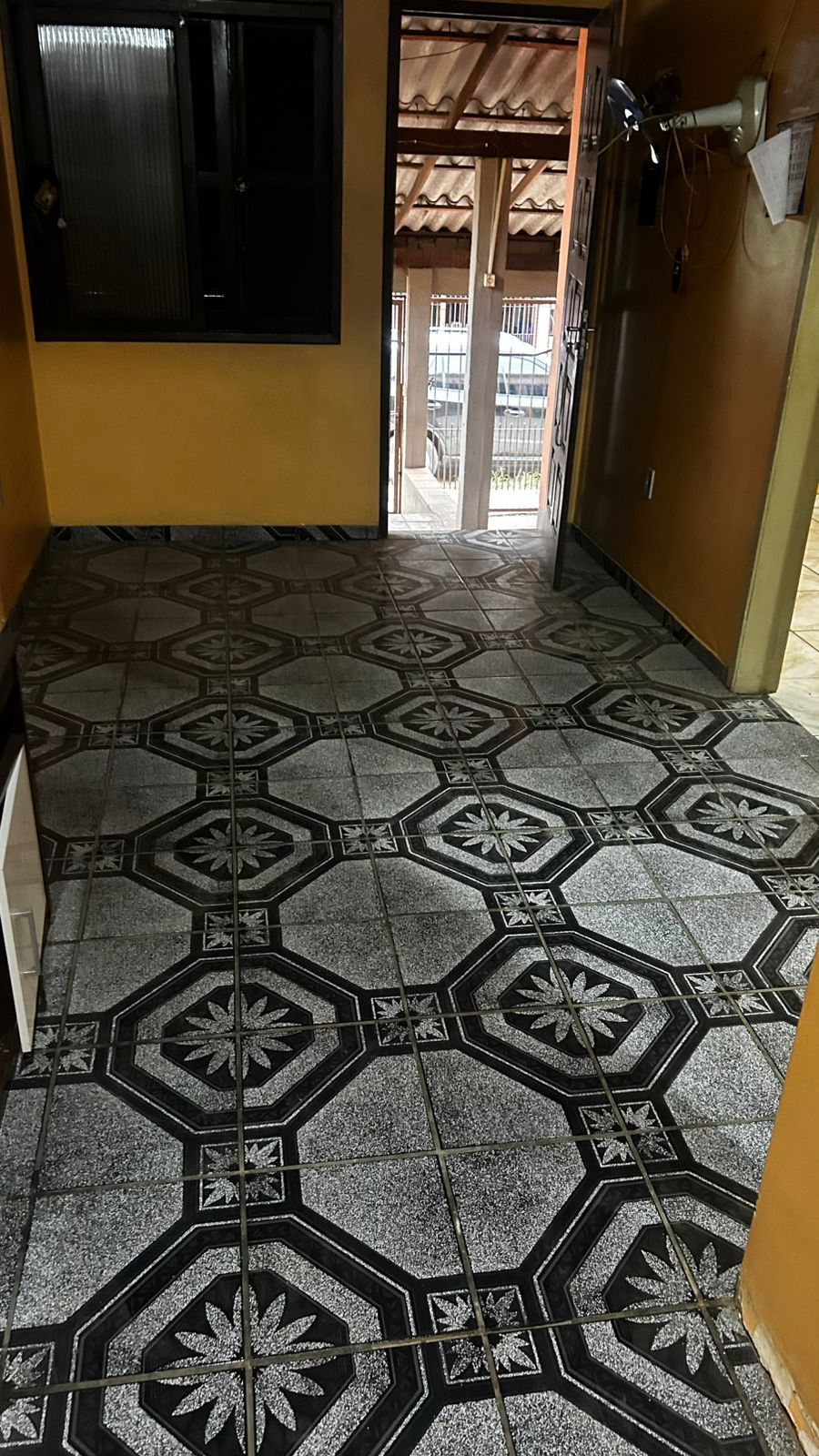 Casa à venda com 3 quartos, 36m² - Foto 2