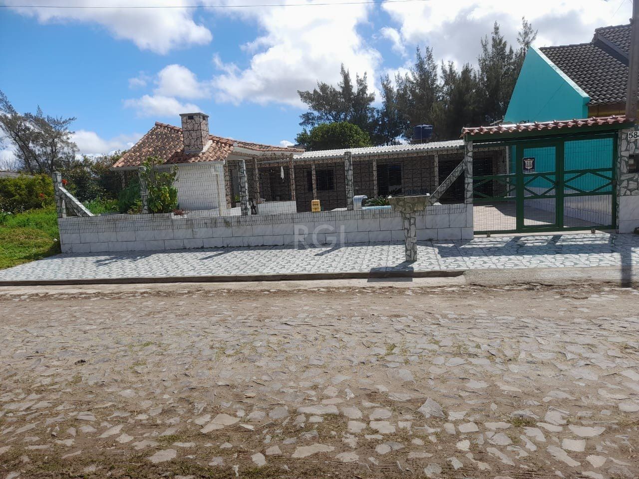 Casa, 3 quartos, 175 m² - Foto 2