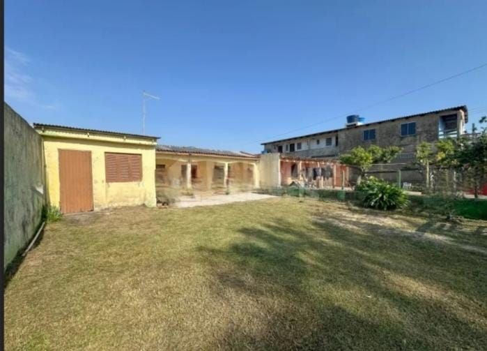 Casa à venda com 4 quartos, 118m² - Foto 2