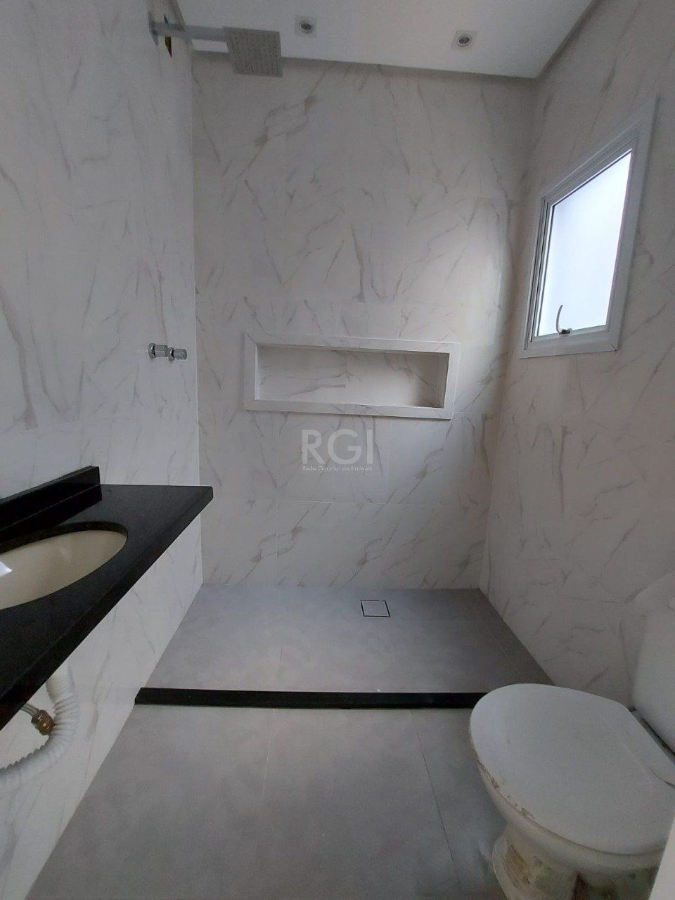 Casa à venda com 2 quartos, 84m² - Foto 8