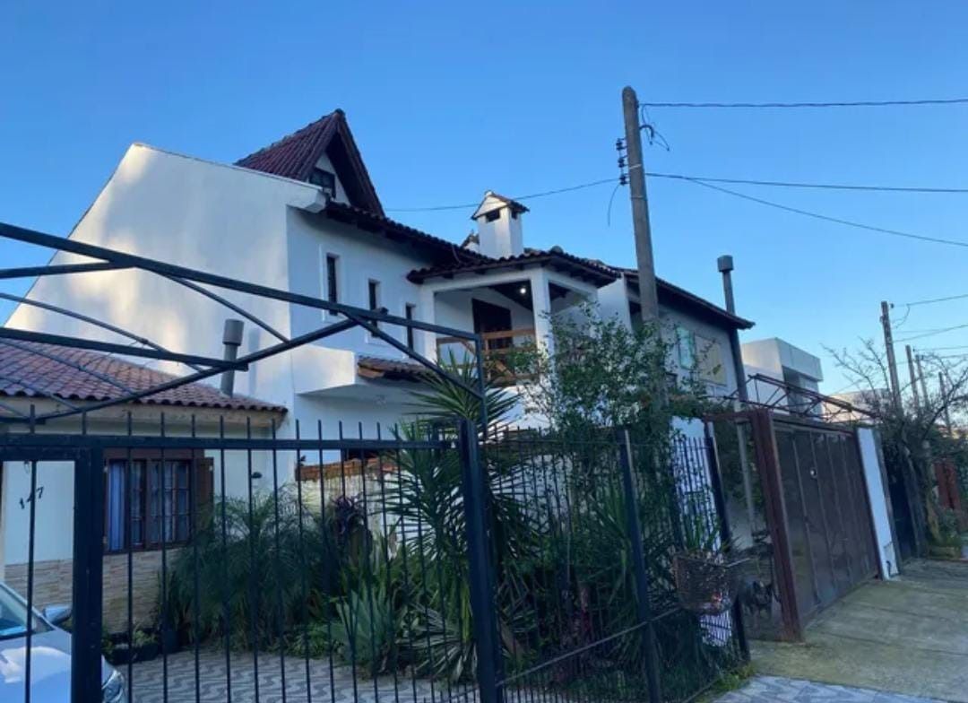 Casa, 3 quartos, 299 m² - Foto 2