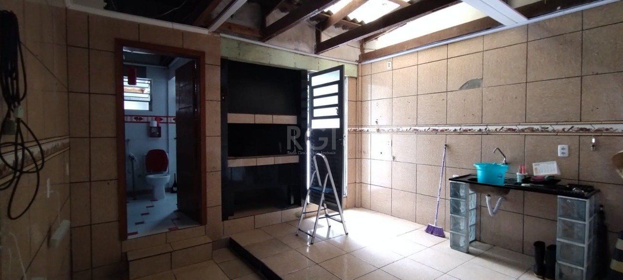 Casa, 7 quartos, 200 m² - Foto 4