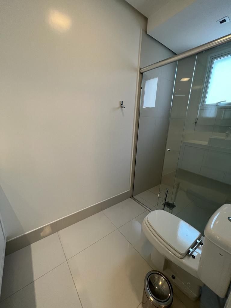 Apartamento à venda com 4 quartos, 222m² - Foto 20