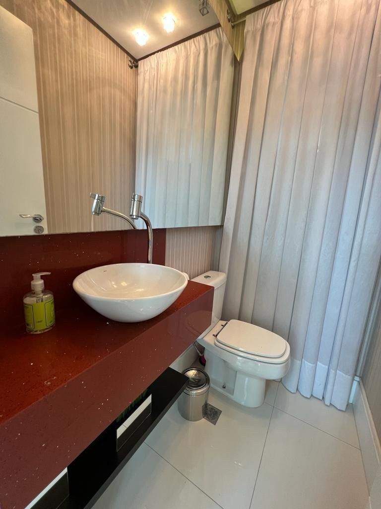 Apartamento à venda com 4 quartos, 222m² - Foto 16