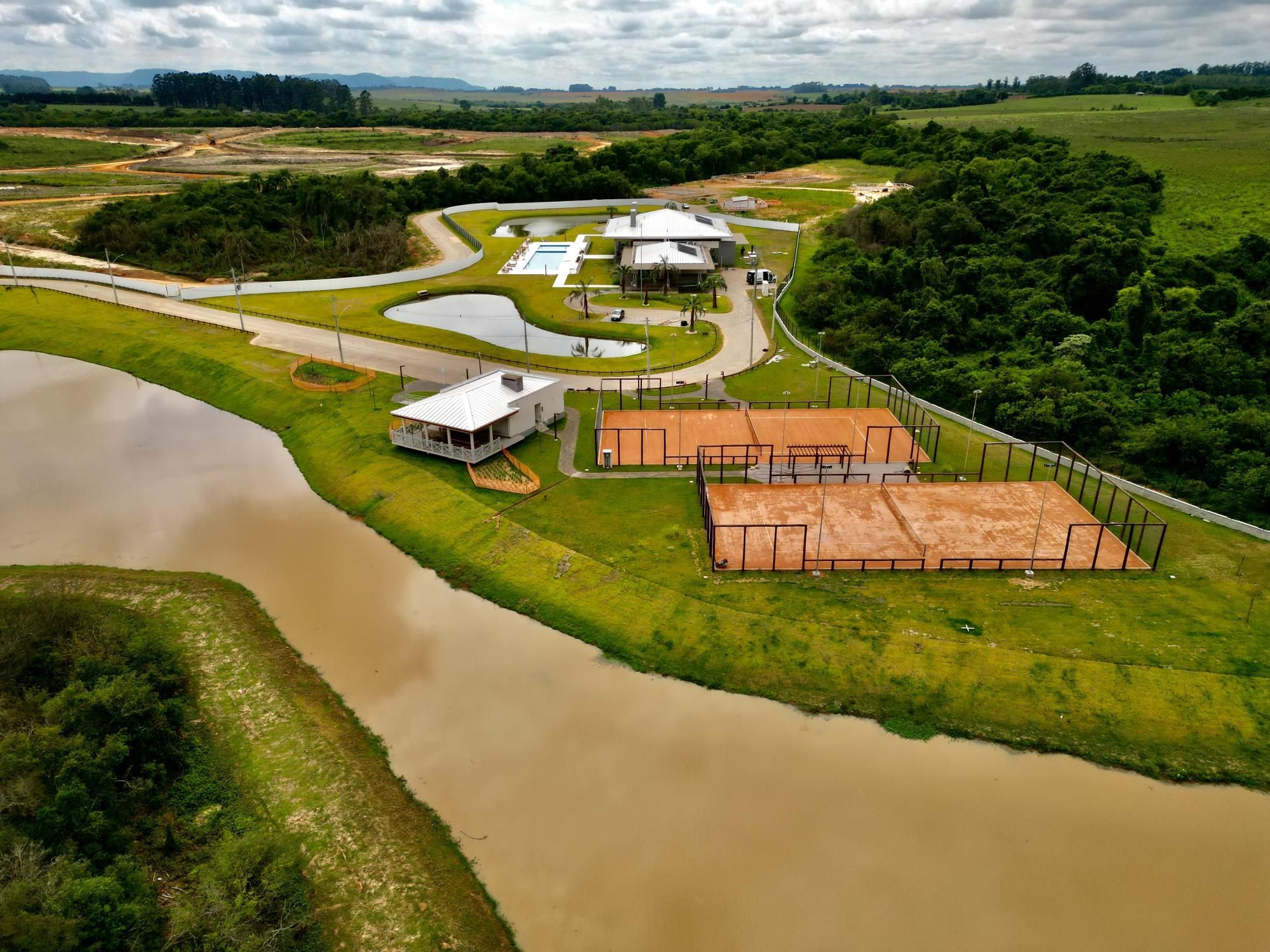 Lote/Terreno de 330m² no bairro Tomazetti, em Santa Maria | Eu Corretor