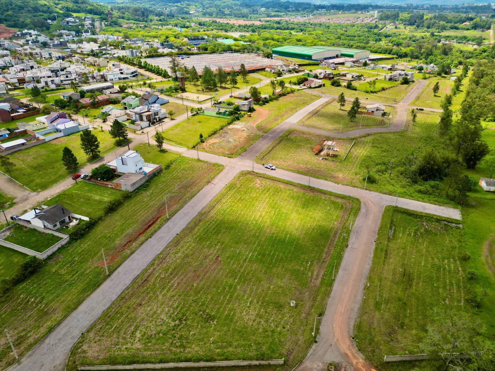 Terreno à venda, 385m² - Foto 1