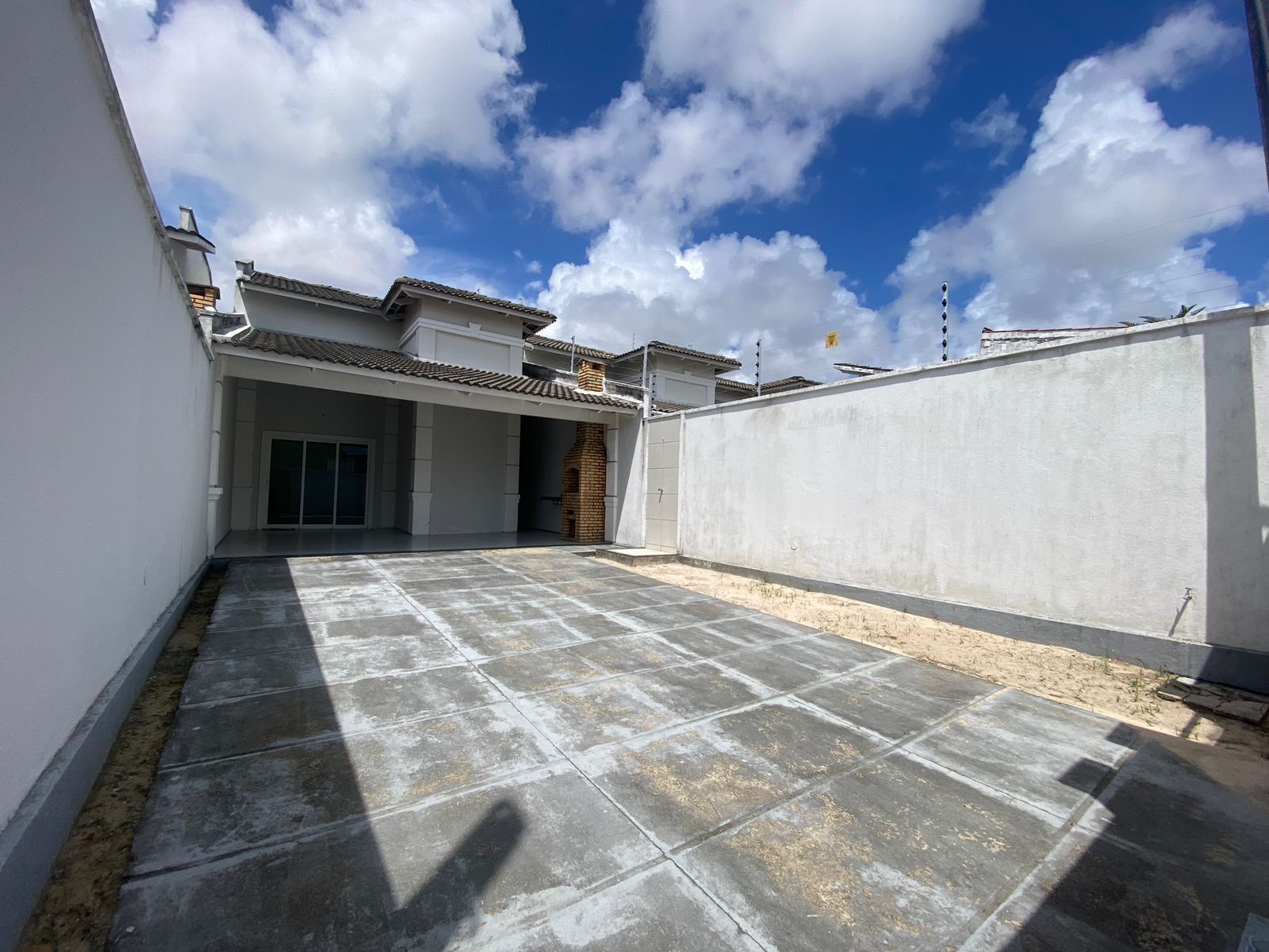 Casa de 3 quartos, 175m² no bairro Sapiranga, em Fortaleza | Eu Corretor