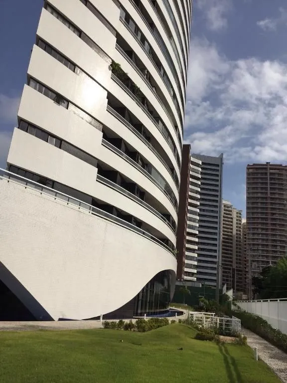 Apartamento, 4 quartos, 232 m² - Foto 2