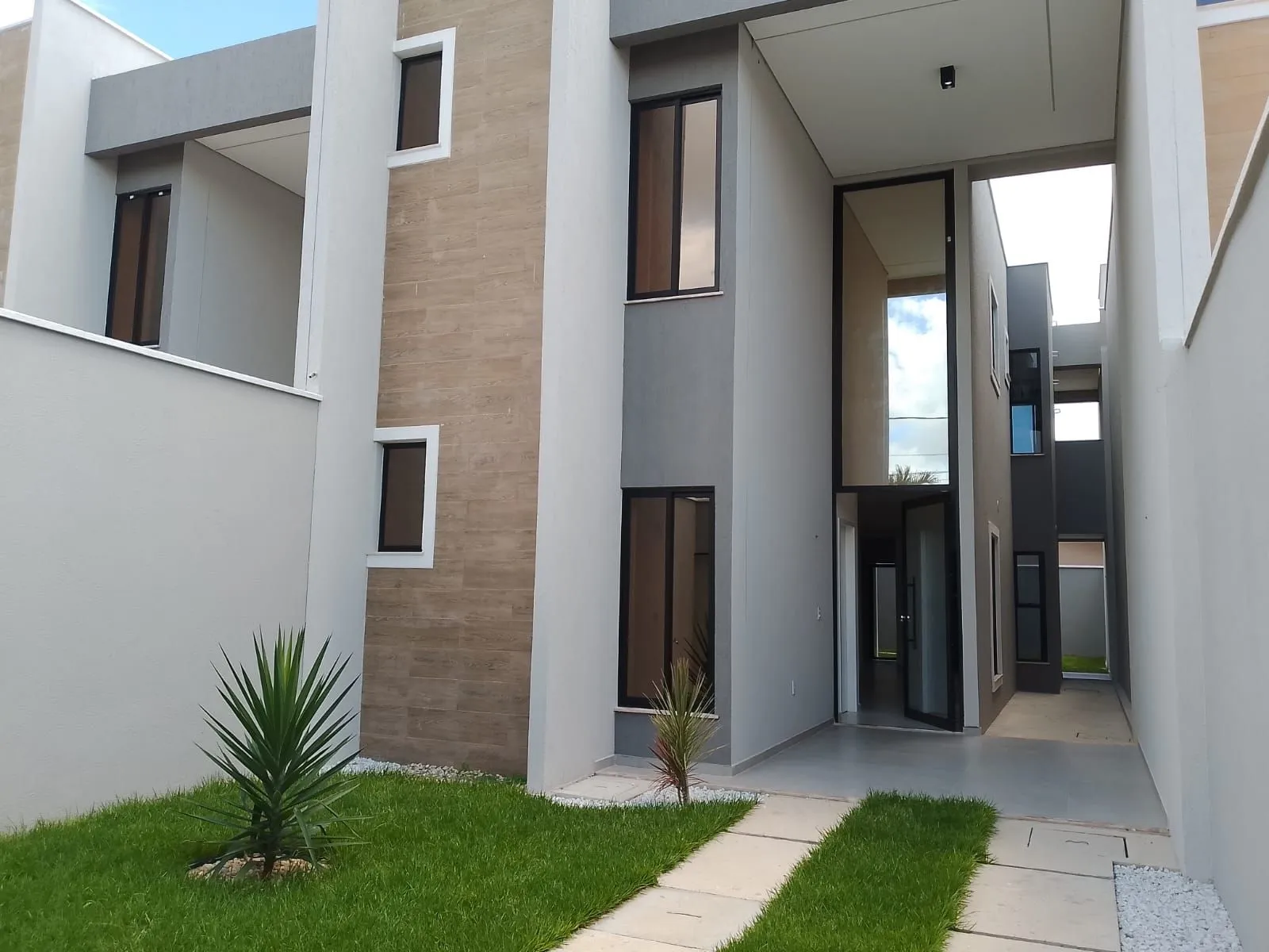 Casa, 4 quartos, 130 m² - Foto 1