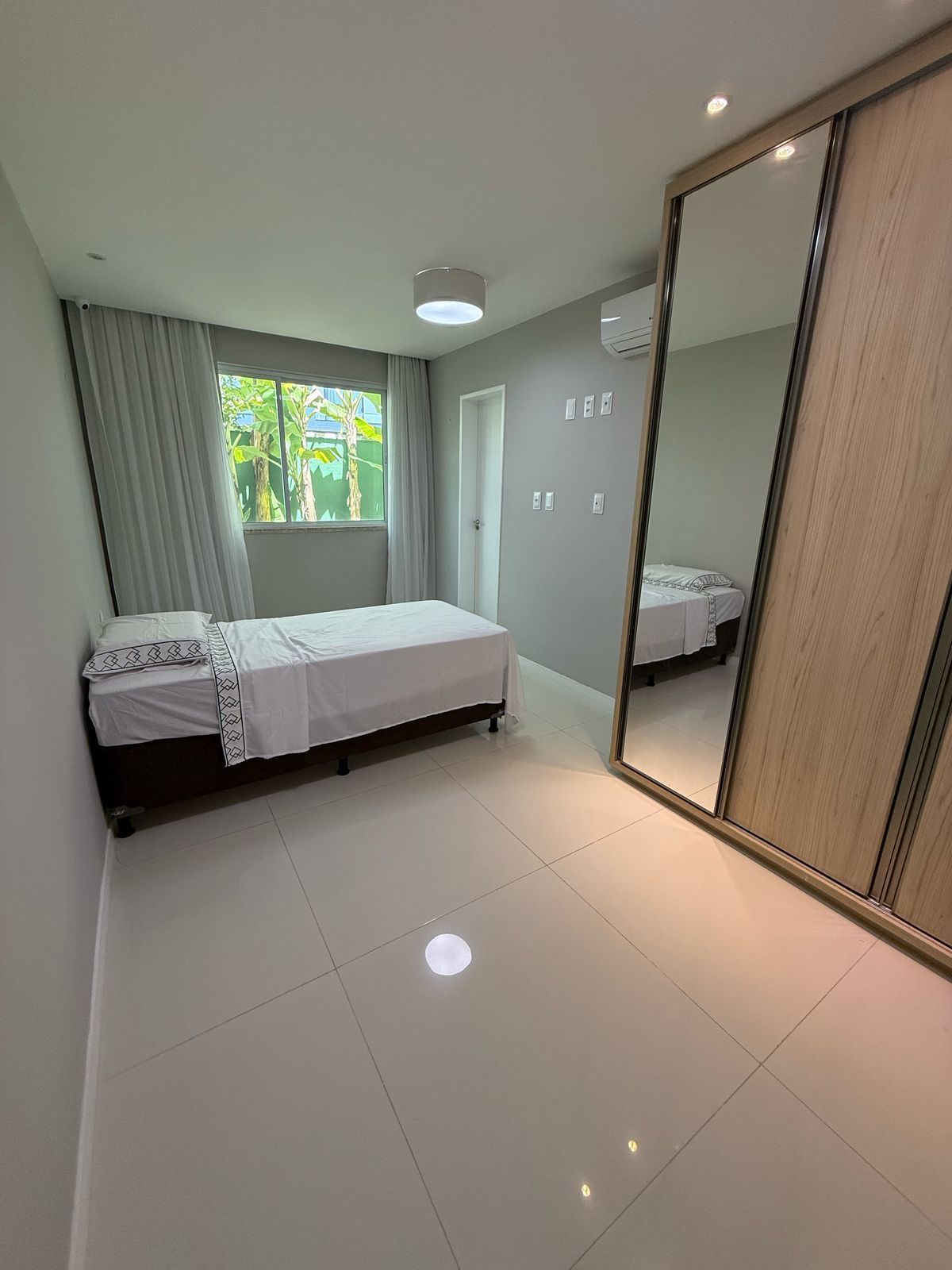 Casa de Condomínio para alugar com 3 quartos, 240m² - Foto 11