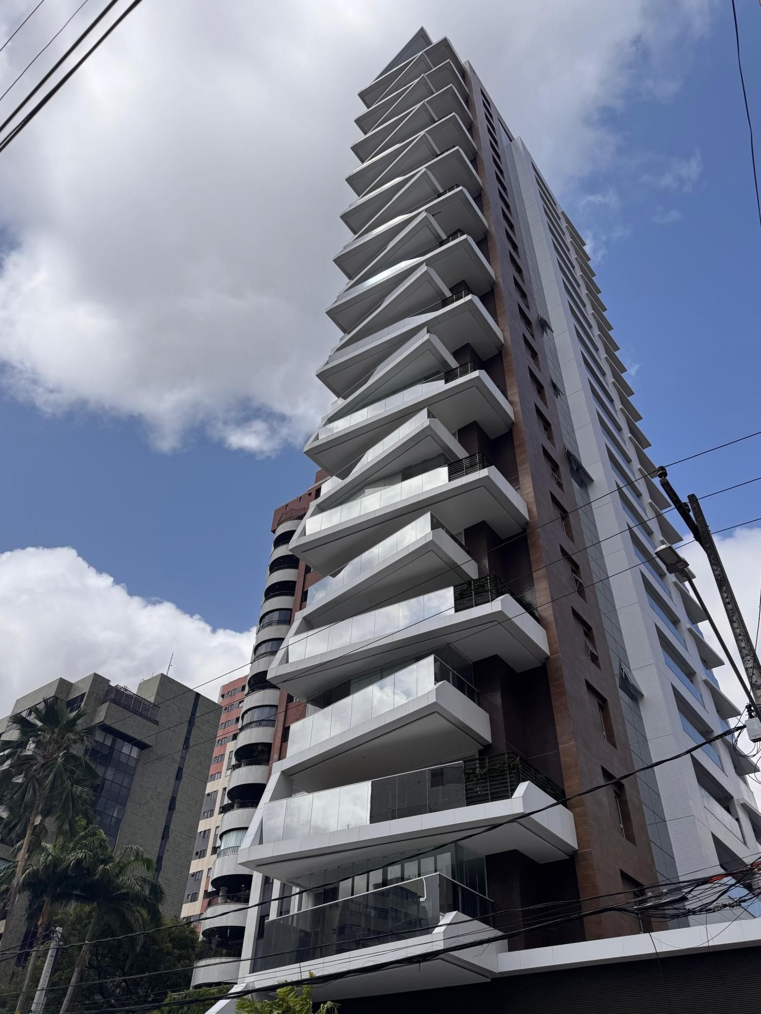 Apartamento de 3 quartos, 209m² no bairro Meireles, em Fortaleza | Eu Corretor
